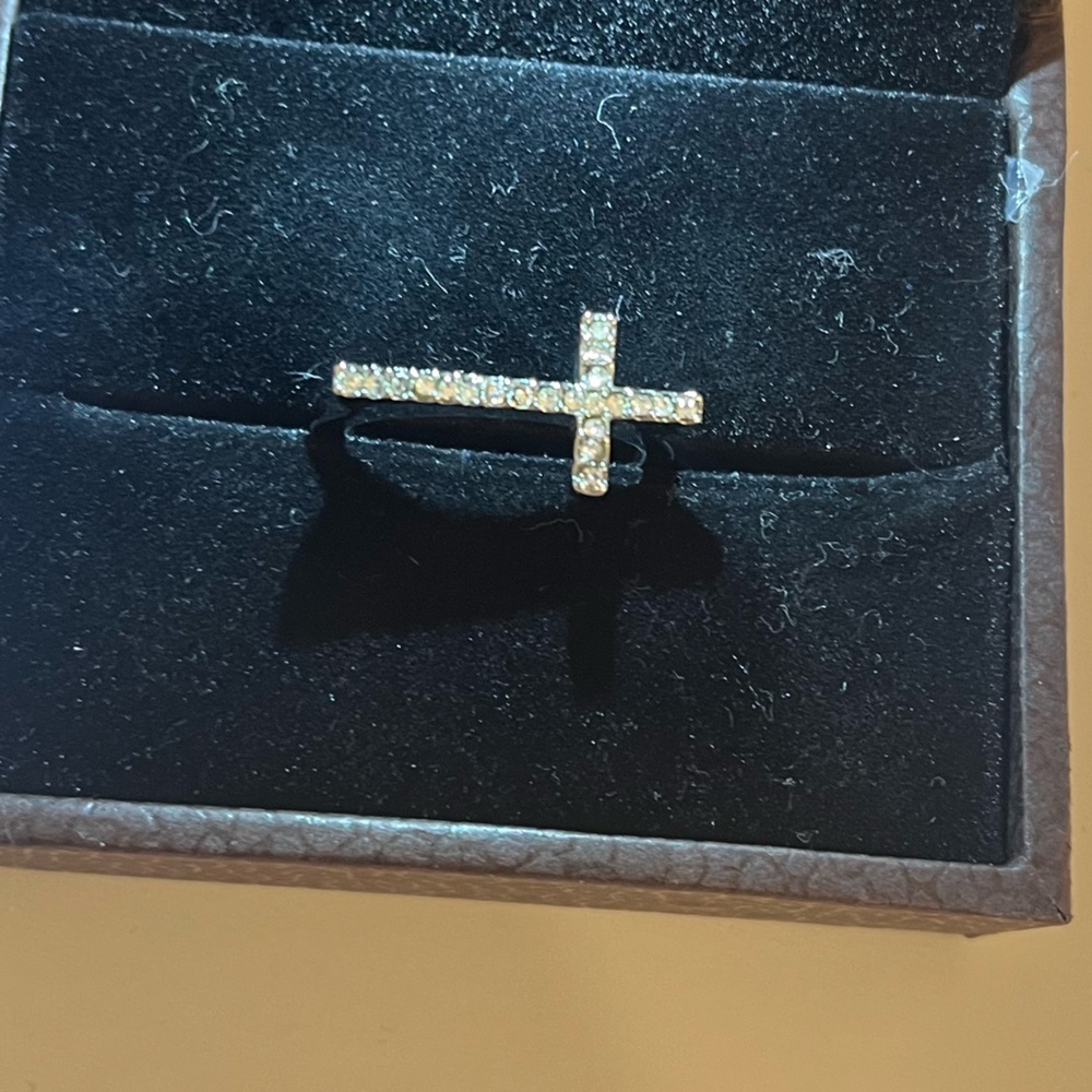 Cross ring